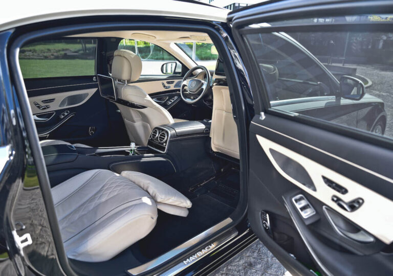 PremiumDrivers.pl Mercedes Maybach W222 wnętrze jasna skóra